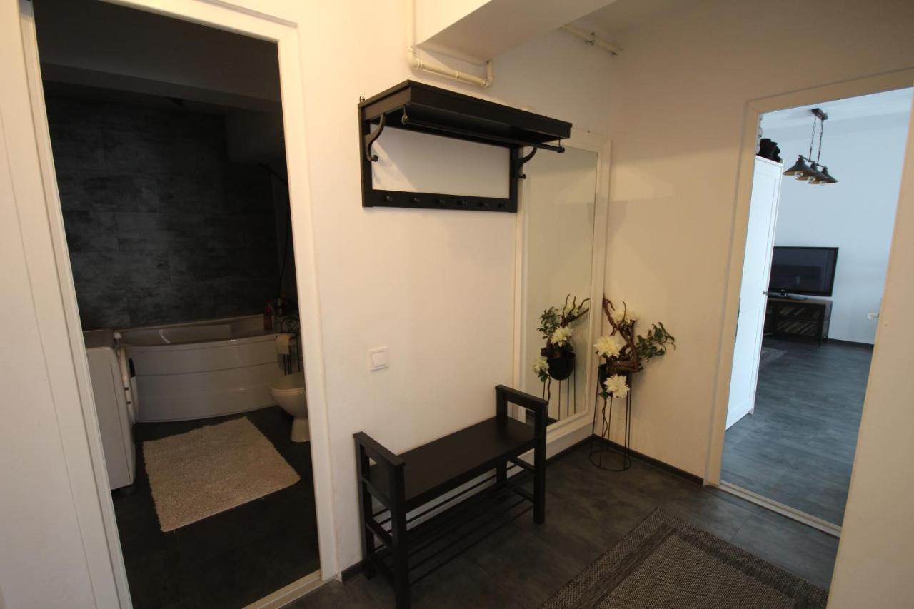 Apartment Francesca Mit Parkplatz Naehe Altstadt Sibiu Bagian luar foto